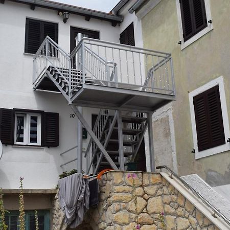 Apartments Scirenica Baska  Exterior photo